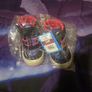 Toddler Stride Rite Boots size 5c